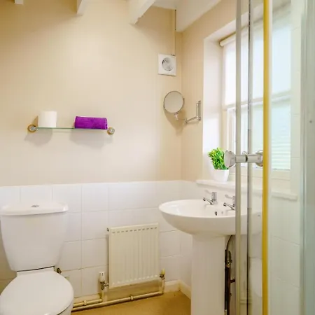 2 Bed In Oc-78605